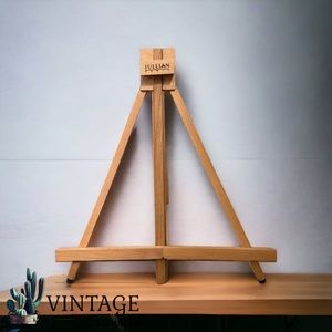 NIB Jullian Wood Table Easel